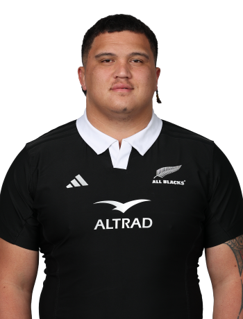 Tamaiti Williams